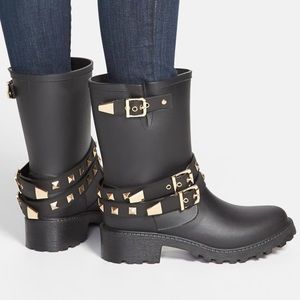 Steve Madden Downpour Studded Rainboots
